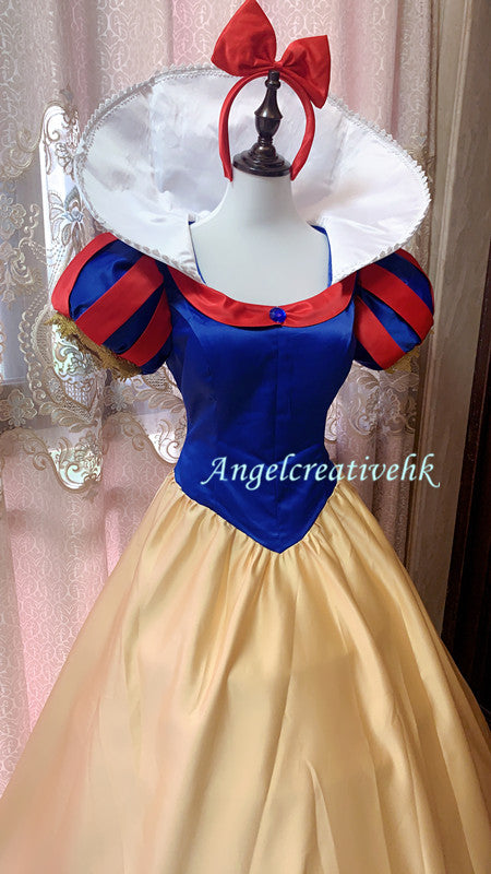 Princess Snow White Classical Cosplay Costume